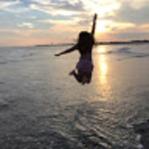 Meet your Posher, Loralei